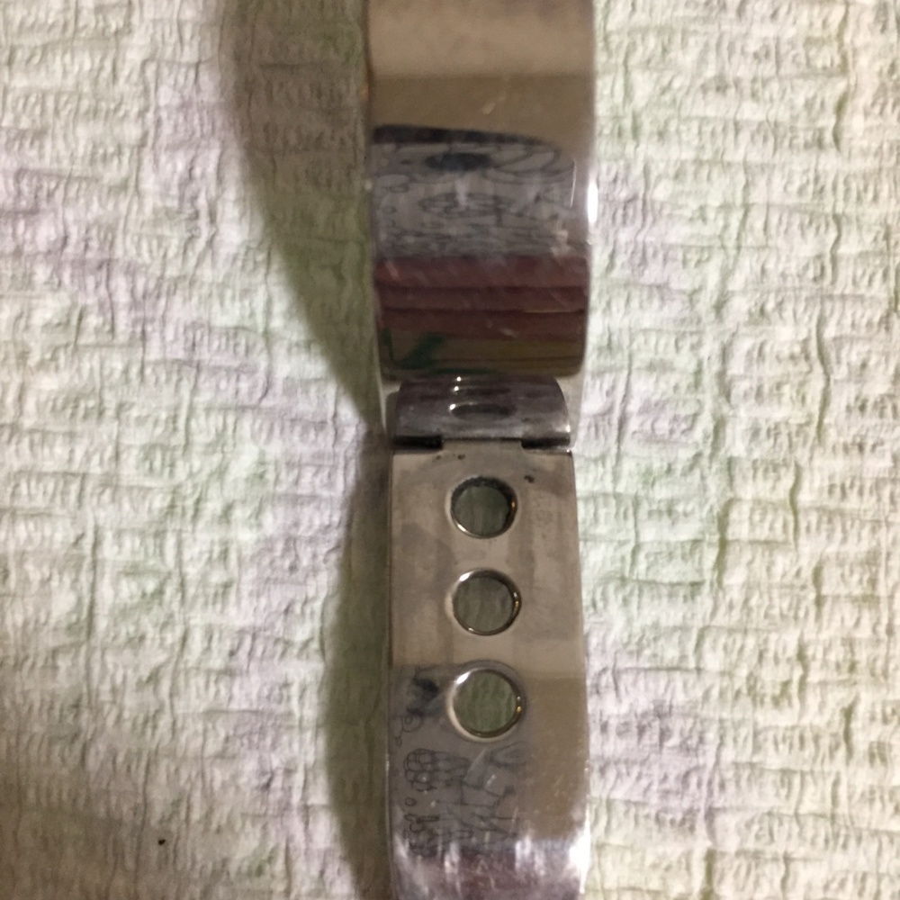 Gucci silver bangle and buckle watch - Picture 6 of 8